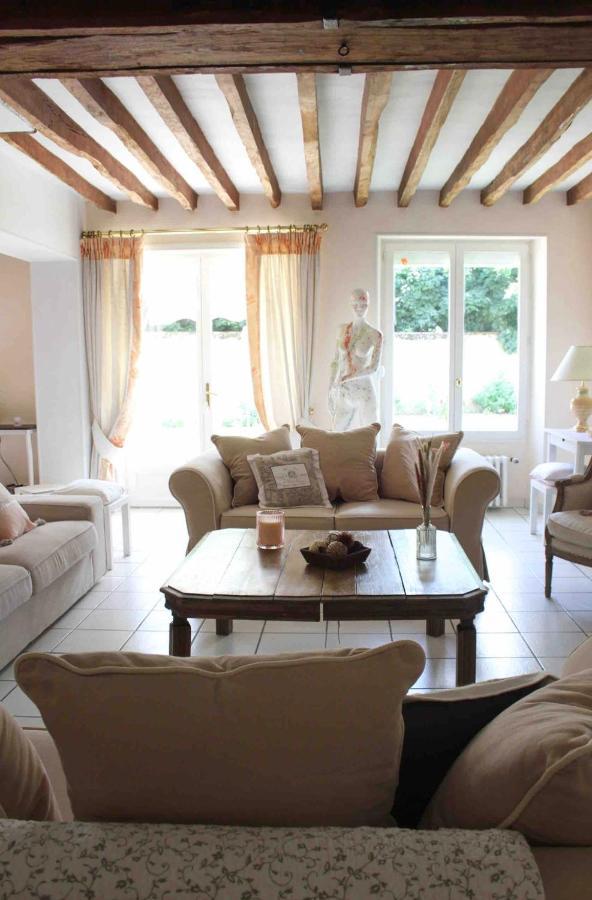 Chambres A La Maison Hermitage Aincourt Εξωτερικό φωτογραφία