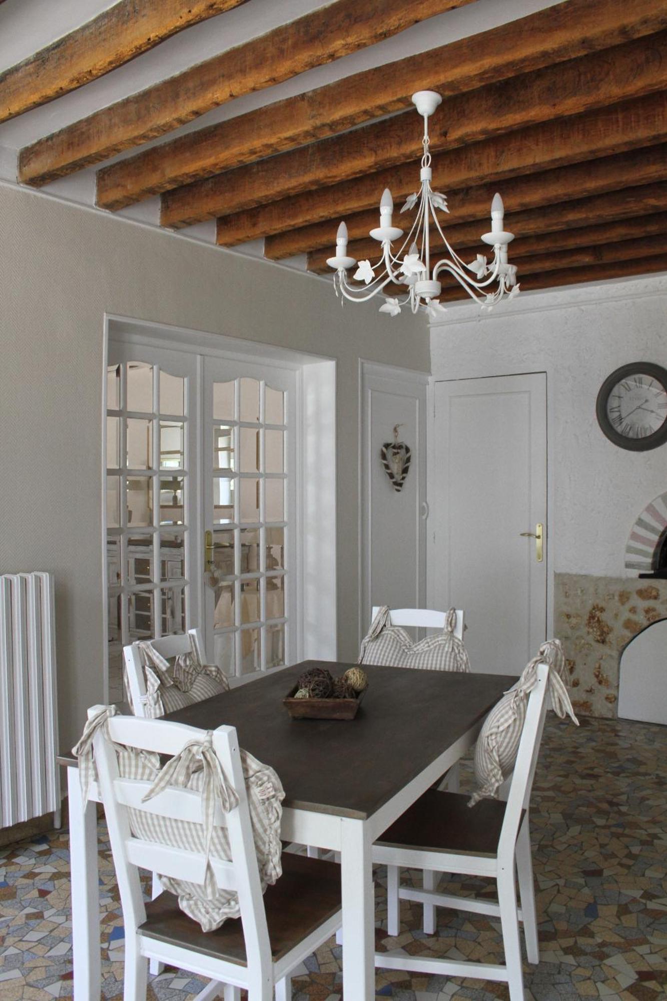 Chambres A La Maison Hermitage Aincourt Εξωτερικό φωτογραφία